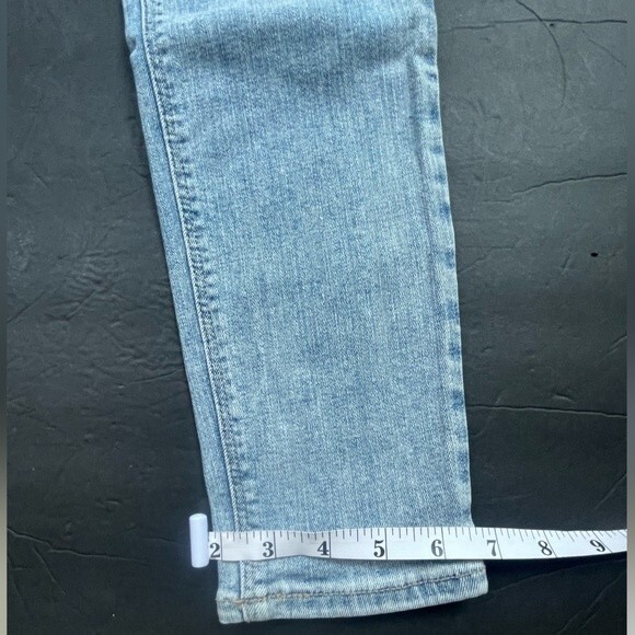 Old Navy Women's Sz 4 MidRise Rockstar Super Skinny Jeans Stretch Light Blue - Picture 12 of 12